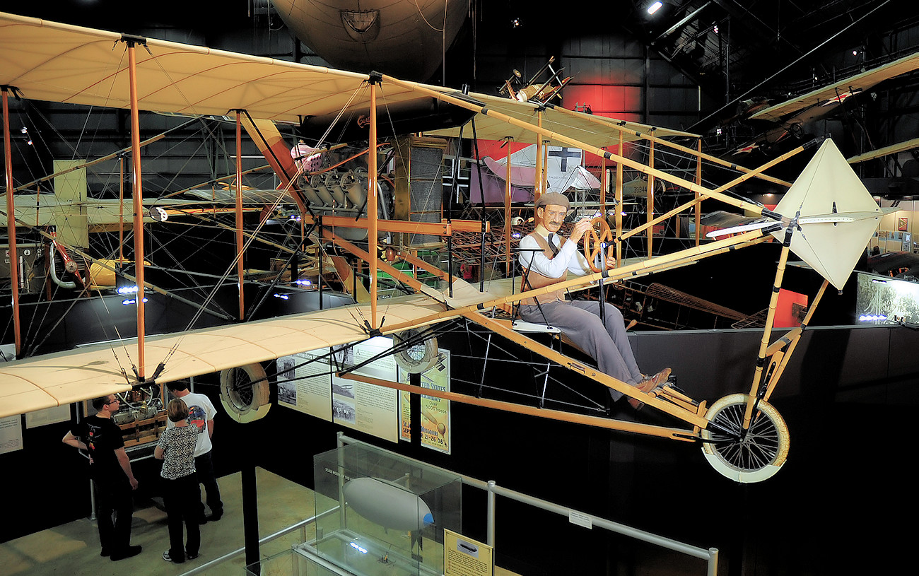 Curtiss 1911 Model D - U.S. Museum