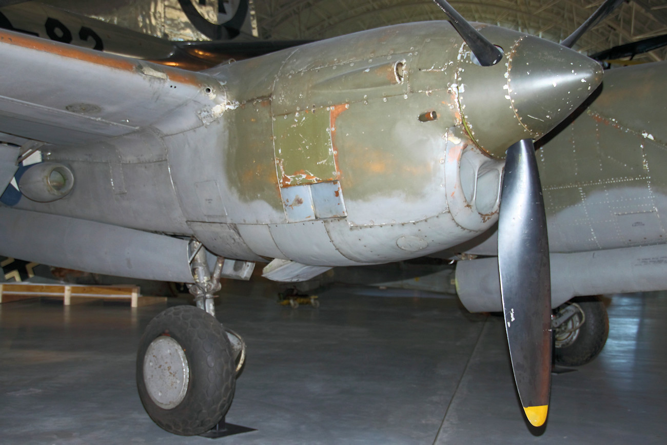 Lockheed P-38J Lightning - Triebwerk Allison V-1710