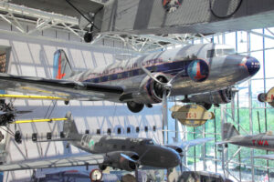 Douglas DC-3 - Transportflugzeug