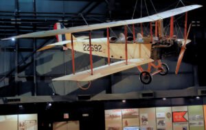 Standard J-1 - zweisitziges Doppeldecker-Schulflugzeug des US Army Air Service von 1916