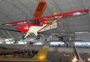Piper PA-12 Super Cruiser - City of Washington - Clifford Evans und George Truman umkreisten 1947 die Welt