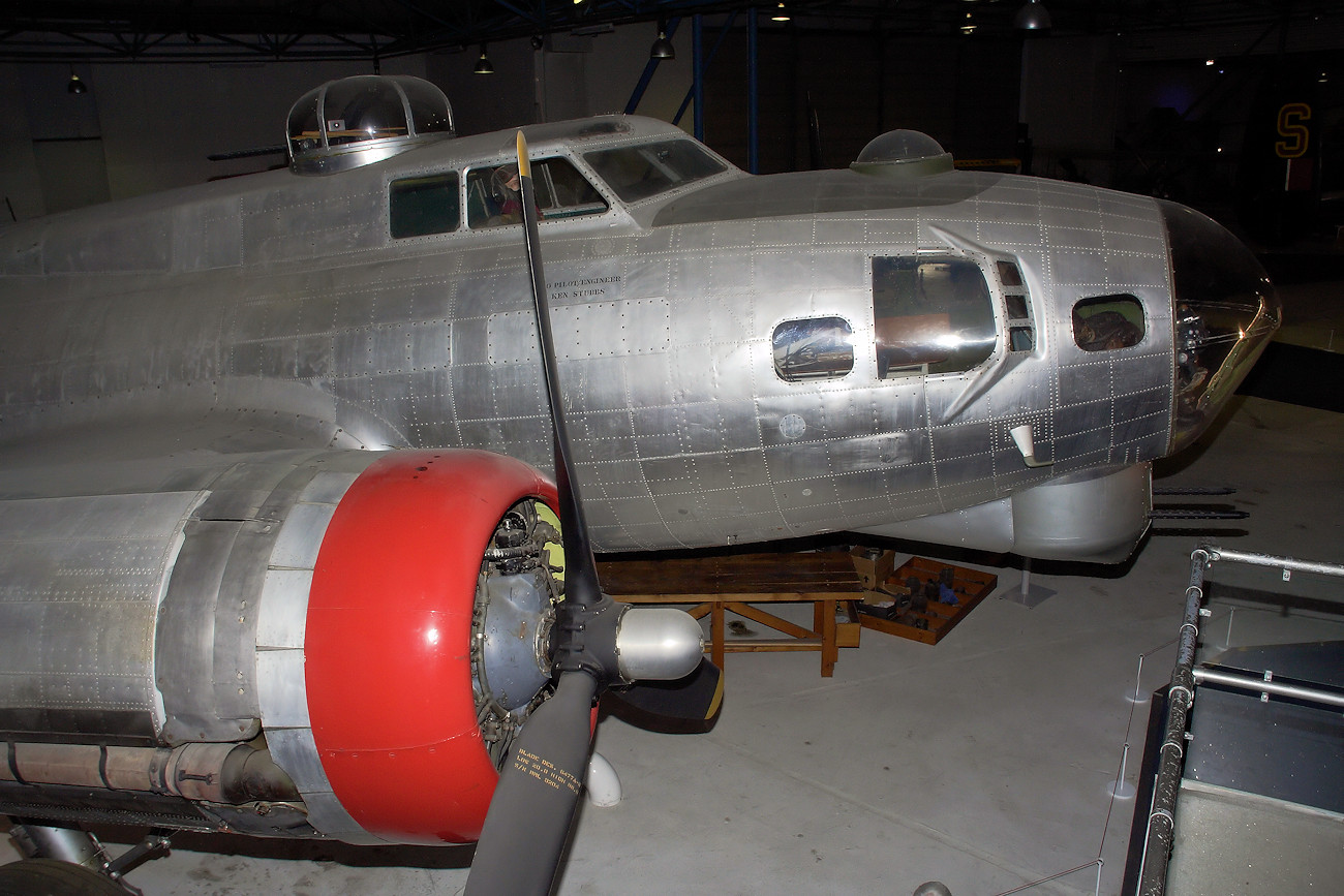 Boeing B-17 Bugansicht