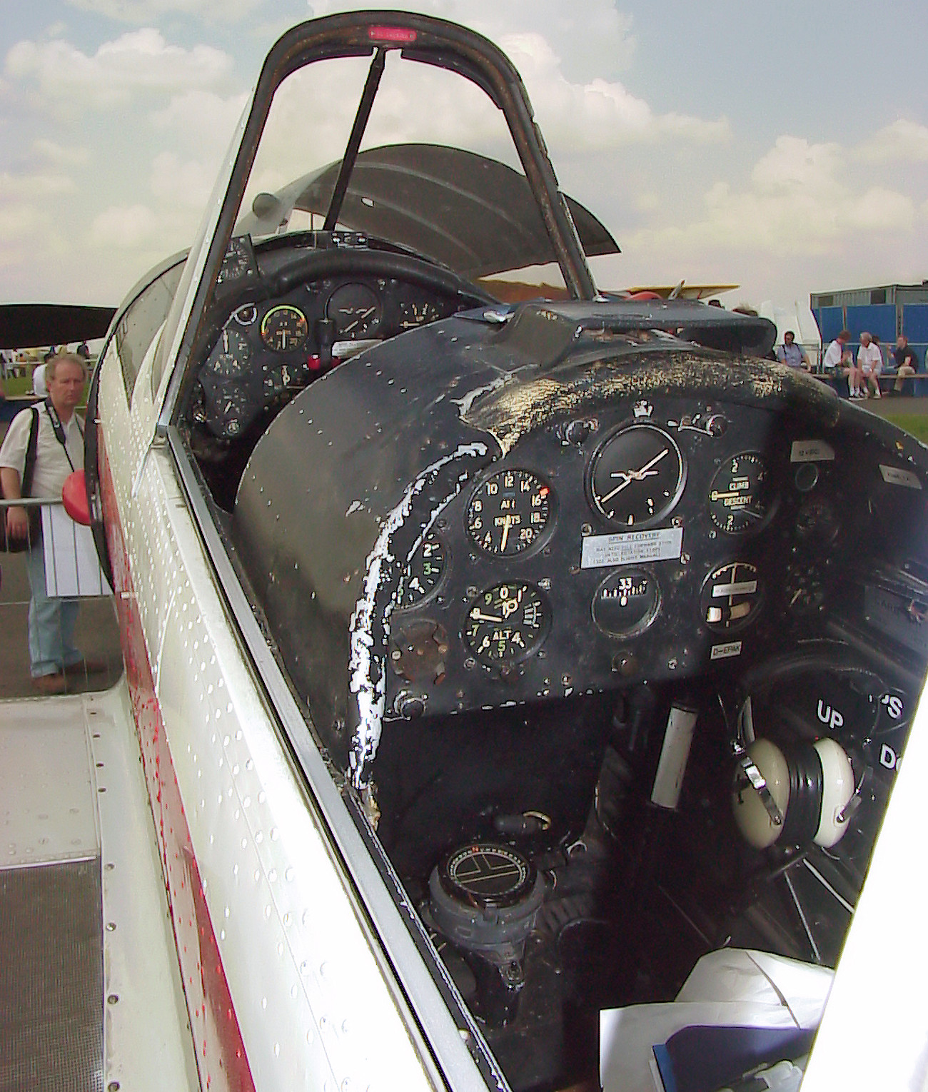 De Havilland Canada Chipmunk T.10 - Cockpit