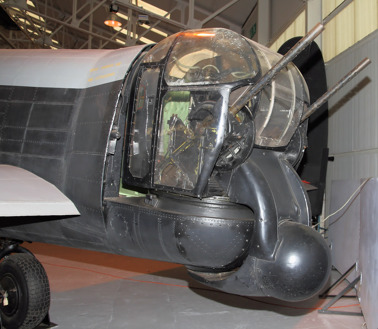 Avro Lincoln B II - Heckgeschützstand