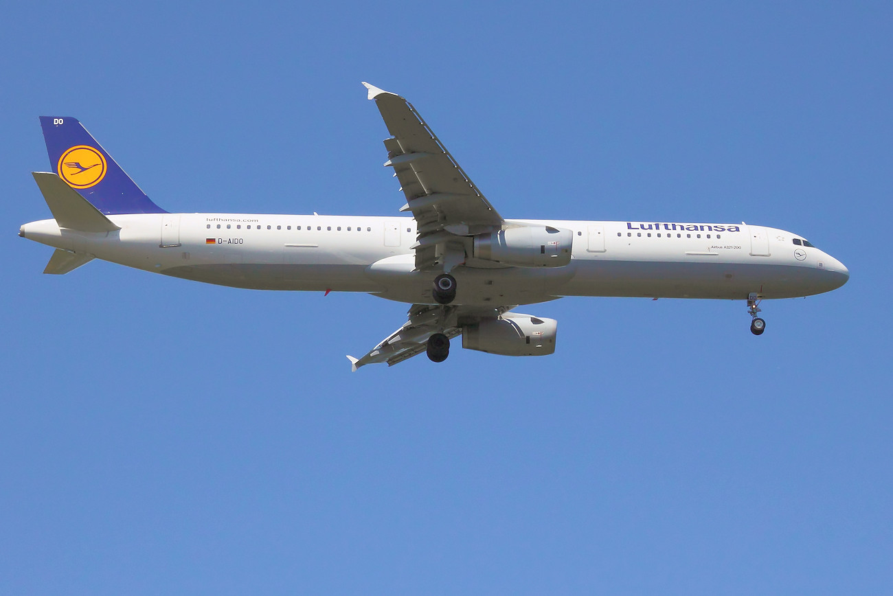 Airbus A321-200 - Verkehrsflugzeug