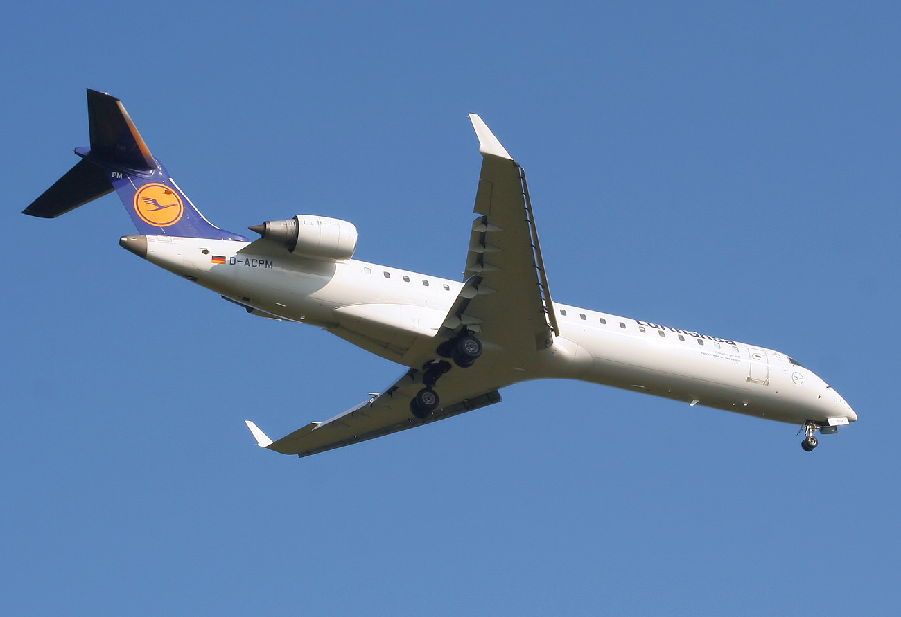 Canadair CRJ 700 Verkehrsflugzeug