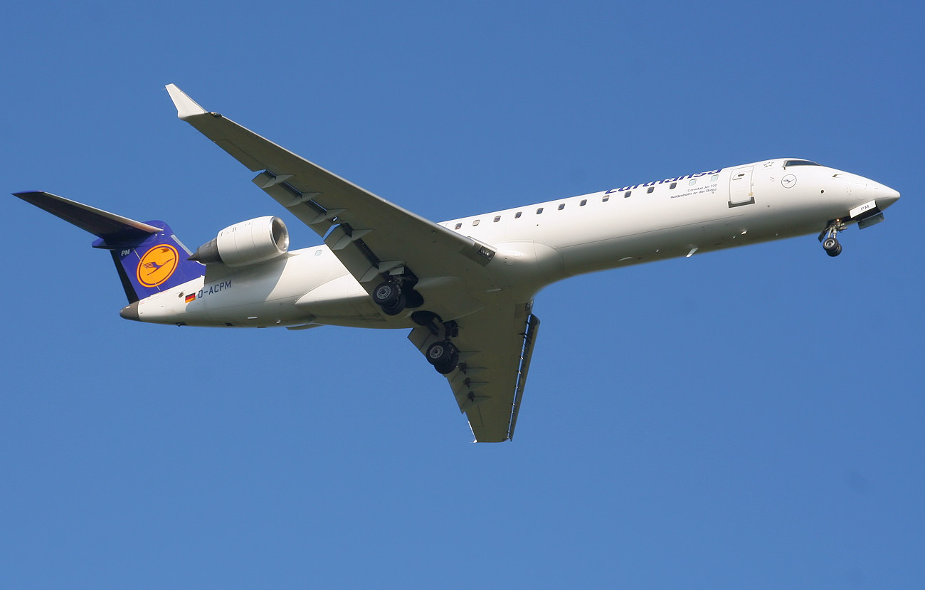 Canadair CRJ 700 - Verkehrsflugzeug