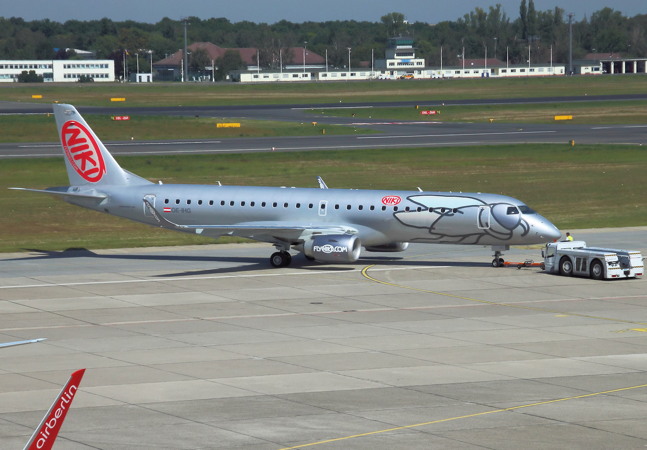 Embraer 190-100 LR - Flugzeug